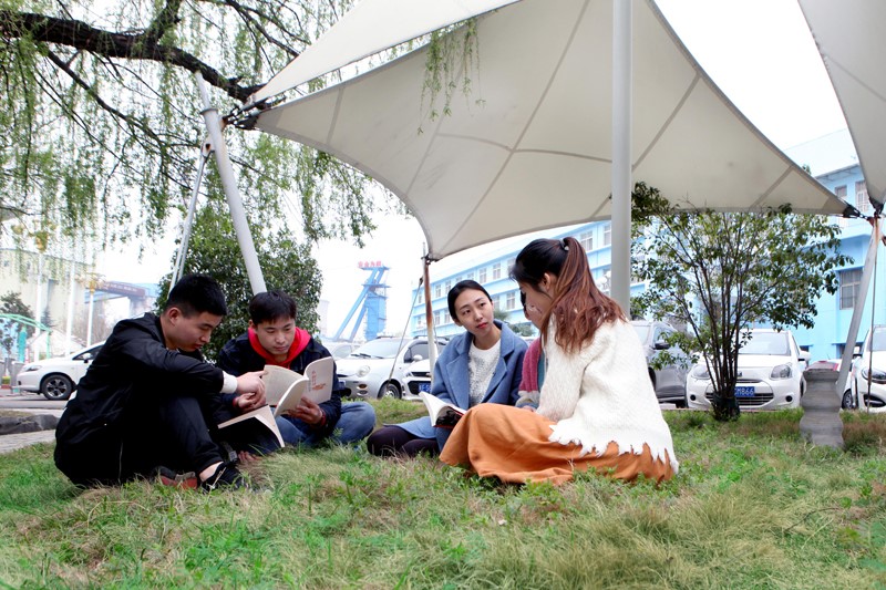 5ca17239efc0a.jpg 5ca17239efc0a.jpg